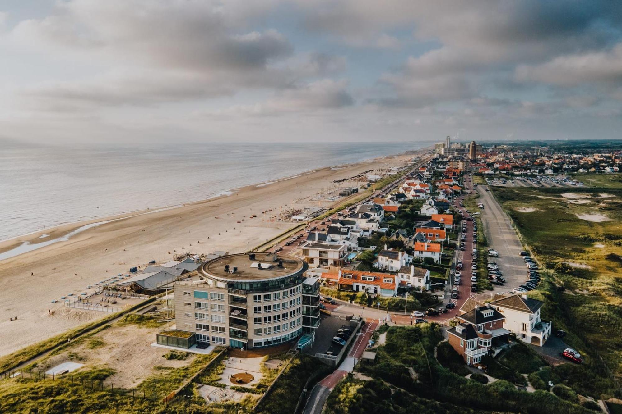 Studio Tara At The Beach With Private Parking Zandvoort Exterior photo