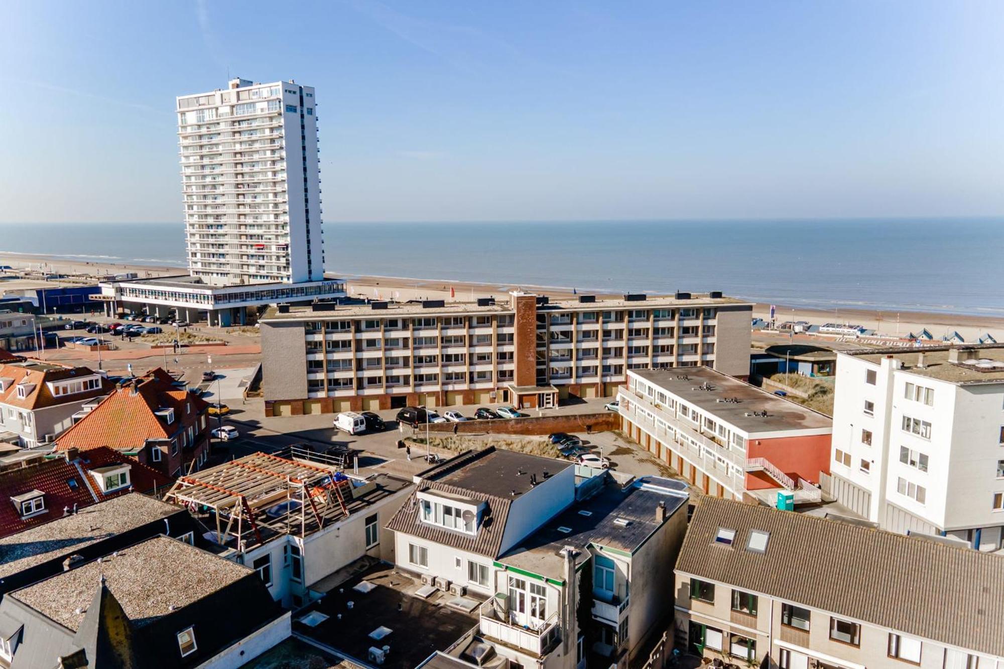 Studio Tara At The Beach With Private Parking Zandvoort Exterior photo